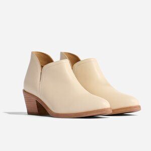NISOLO Mia Everyday Ankle Bootie in Bone Size 8.5